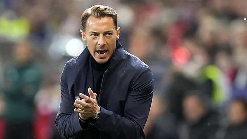 مدرب سالزبورغ يرد على أنباء اقترابه من تدريب الأهلي