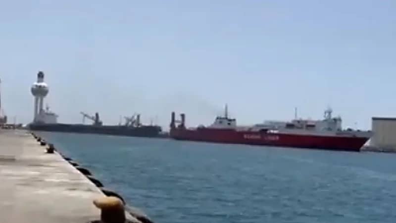 وصول أول سفينة خاصة بالحجاج السودانيين إلى ⁧‫جدة‬⁩ .. فيديو