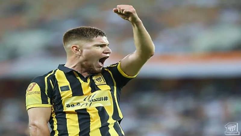 الاتحاد يدرس العروض المقدمة للأرجنتيني ليوناردو خيل