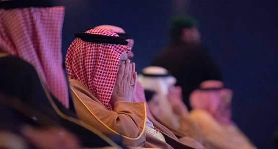 بالصور.. تأثر خادم الحرمين بمشهد للملك عبدالعزيز بالجنادرية