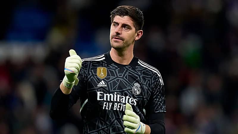 ريال مدريد يعلن خضوع كورتوا لعملية جراحية ناجحة