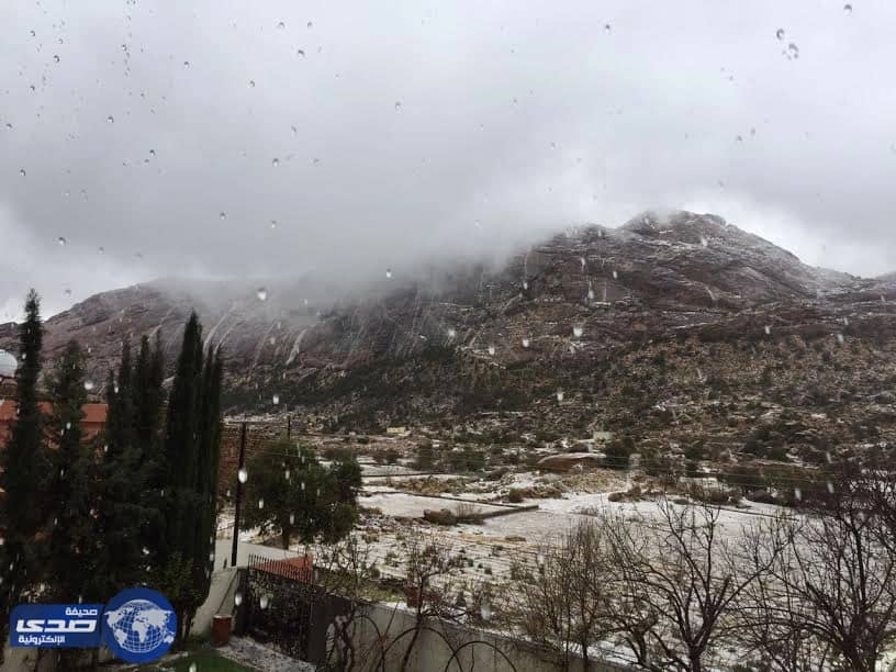 أمطار من غزيرة الى متوسطة بعسير