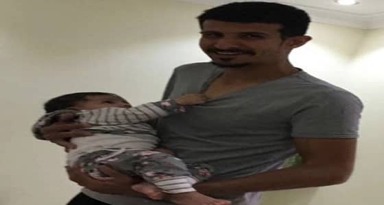 دموع أهالي " عين محايل "  تنهمر خلال تشييع جثمان الشهيد خالد العسيري