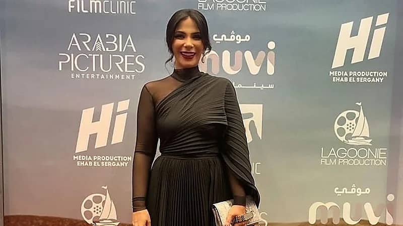 إطلالة منى زكي في مول العرب بجدة .. صور