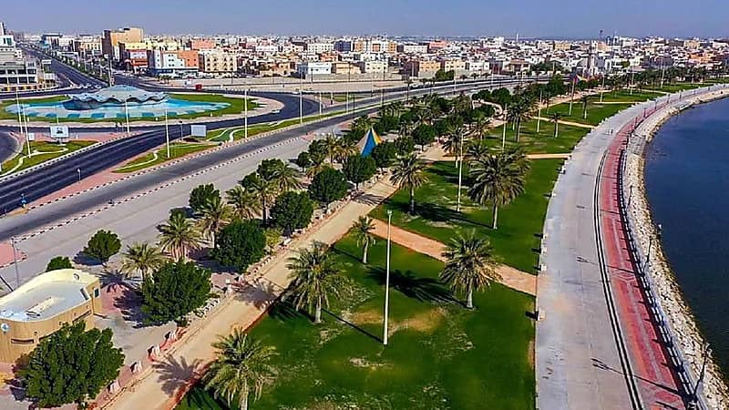 الحصيني يتوقع تأثر المنطقة الشرقية بإعصار شاهين