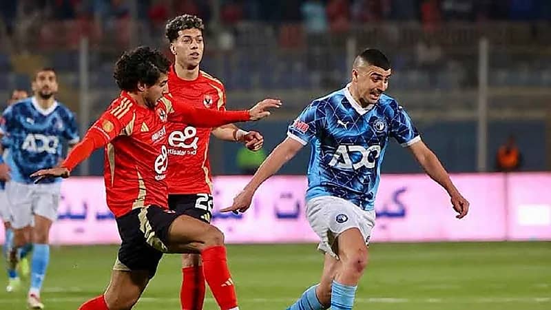 صراع لقب الدوري المصري بين الأهلي وبيراميدز يشتعل وسط ترقب لقرار كاس