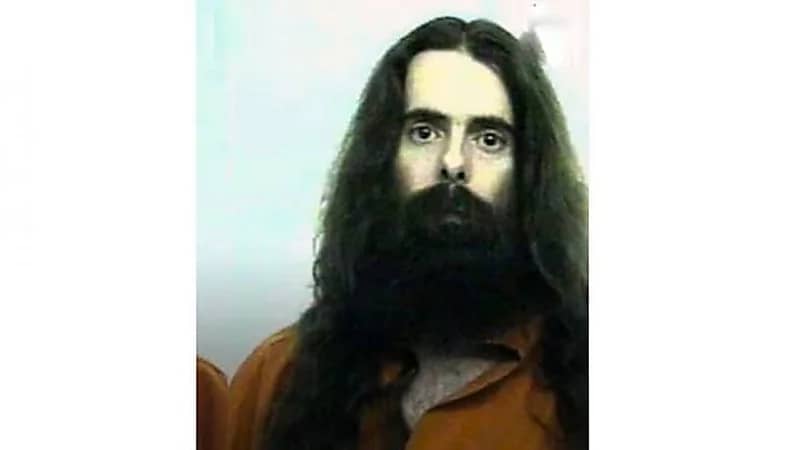 بالفيديو.. رجل يقتل ابنته ليكمل لعبة الفيديو