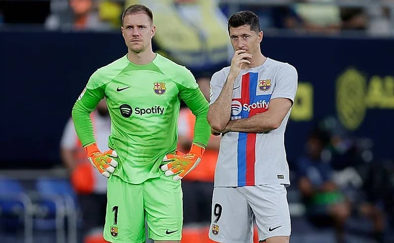 تدابير احترازية تنقذ ليفاندوفسكي قبل مواجهة إسبانيول