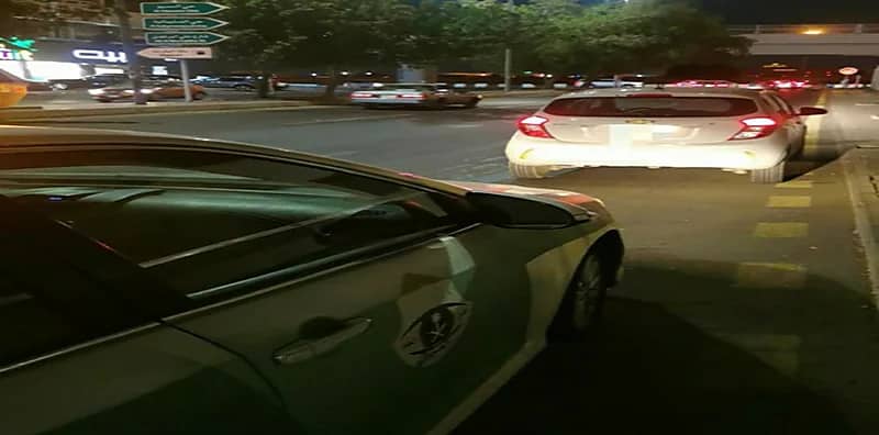 القبض على قائد مركبة متهور يسير بسرعة جنونية على طريق الأمير ماجد في جدة 