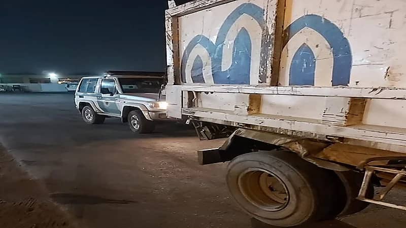 "المرور" يطيح بقائد مركبة تابعة لأمانة جدة بعد ارتكاب مخالفة مرورية
