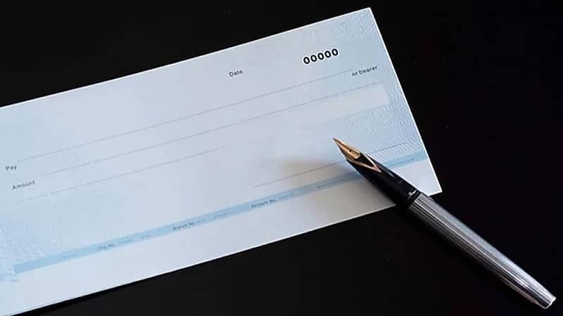 الحبر المؤقت يوقع آسيوي ضحية لعملية احتيال