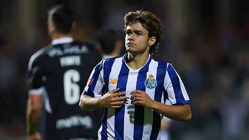 الاتحاد يستأنف مفاوضاته لحسم صفقة مورا