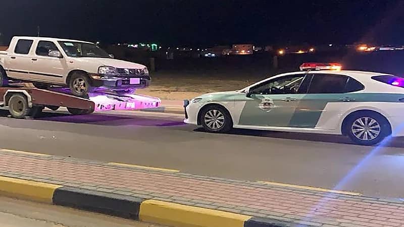 بالفيديو.. القبض على سائق مارس التفحيط وعكس السير في دومة الجندل