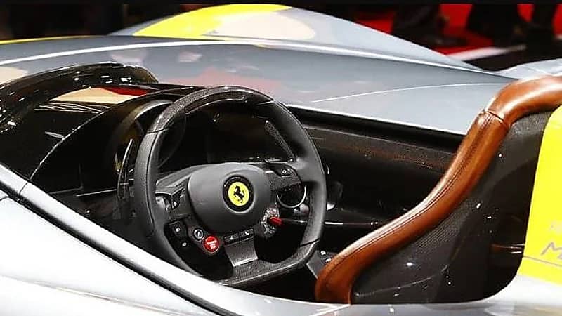 توضيح من المواصفات" بشأن سبب منع دخول إصدار سيارة نادرة لـ"فيراري" للمملكة