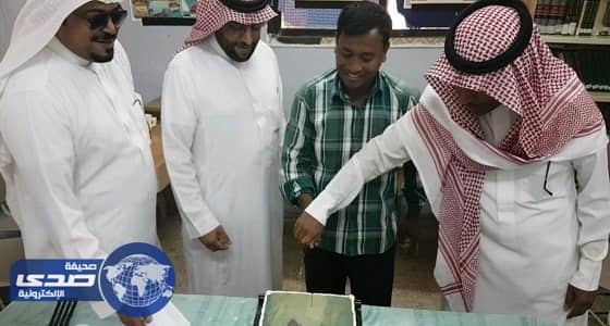 في بادرة إنسانية.. مدرسة بالرياض تحتفل بـ«مولود عامل النظافة»