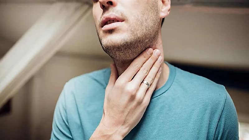 تمارين سهلة للتخلص من آلام الرقبة