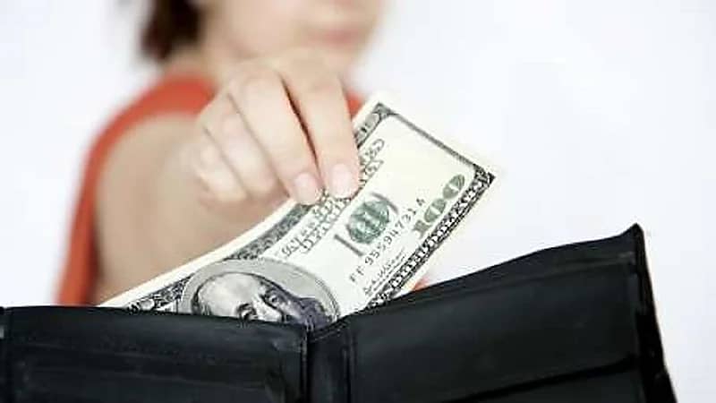 فتوى تركية تجيز للزوجة سرقة أموال زوجها