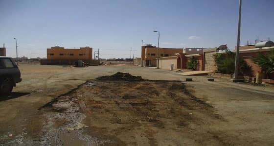 بالصور.. ترميم وإصلاح الحفريات بشوارع طريف