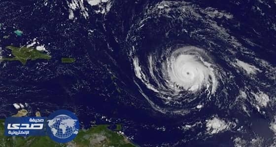 إيرما يدمر 95% من جزيرة سان مارتن في البحر الكاريبي