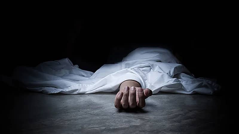 نحر طليقته وسط الشارع فرد شقيقها بطعنه