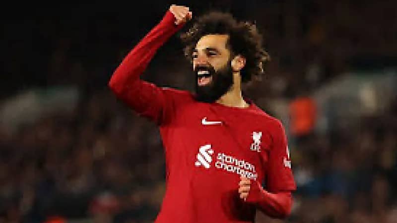 وائل جمعة يستبعد محمد صلاح من جائزة أفضل لاعب في العالم لعام 2025