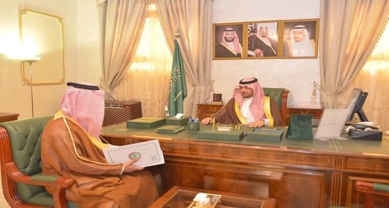 أمير الشمالية يستقبل مدير العيادات الشاملة التخصصية لقوى الأمن بالمنطقة
