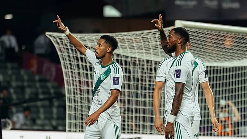 الأهلي لنهائي السوبر بعد خماسية القادسية.. فيديو