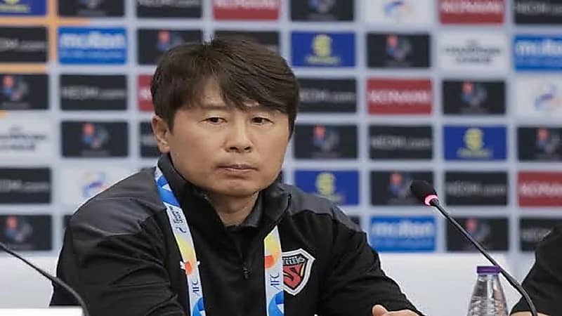 مدرب جوانجو يشيد بتاريخ الهلال قبل مواجهة الغد