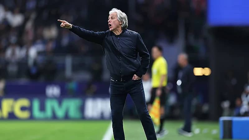 جيسوس يفاضل بين الشهراني واليامي أمام النصر