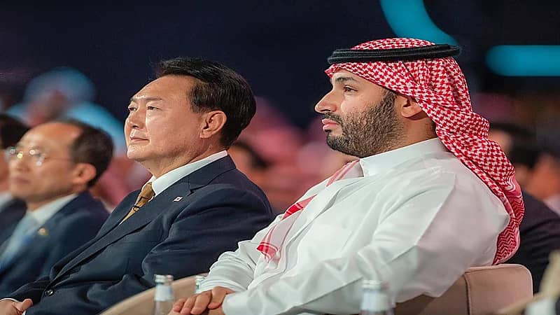 ولي العهد يصل إلى مقر أعمال مبادرة مستقبل الاستثمار في نسختها الـ 7 .. فيديو