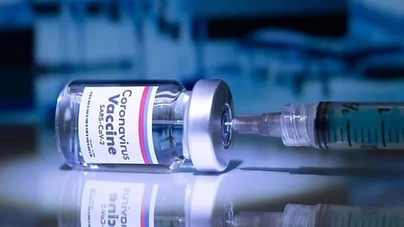 "الصحة": يُفضل وضع فاصل زمني بين تلقي لقاحي كورونا والإنفلونزا