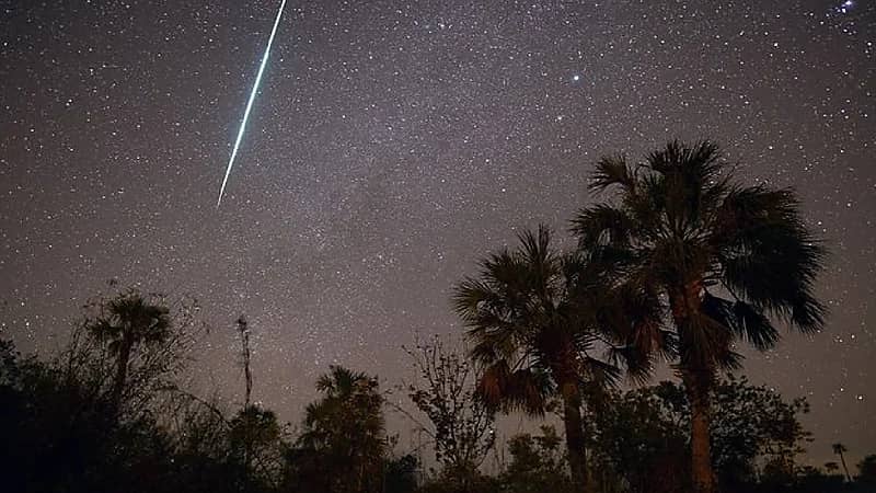 غدًا.. رصد أكبر عدد من شهب التوأميات بسماء المملكة