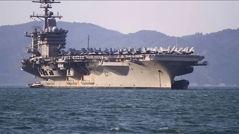 حالات انتحار ووفيات على متن حاملة الطائرات الأمريكية
