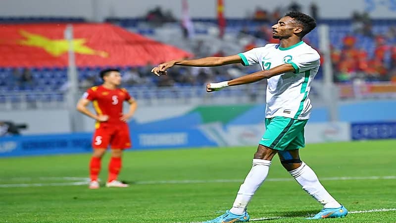 بالفيديو .. الأخضر الأولمبي يتأهّل لنصف نهائي آسيا