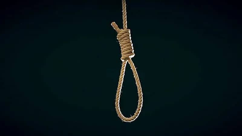 إعدام إيراني اغتصب 50 فتاة