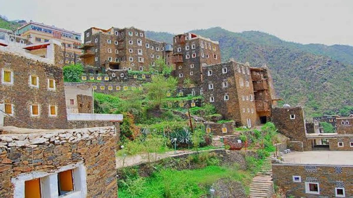 "تهامة عسير".. أيقونة الطبيعة والسياحة الشتوية