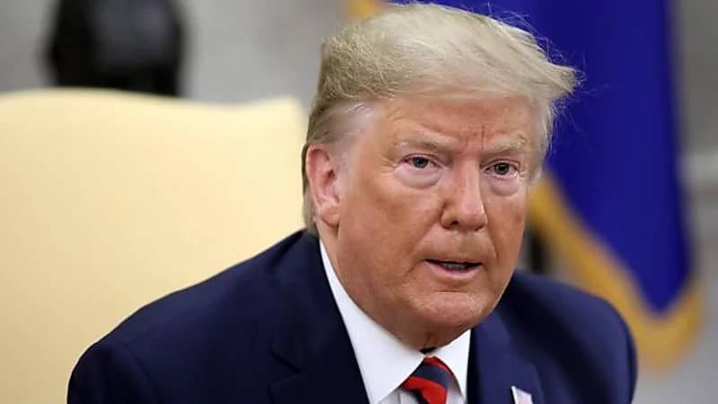 ترامب يتهم الـ"إف بي آي" بـ"زرع" أدلة خلال مداهمة منزله