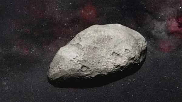 كويكب عملاق يتجه إلى الأرض في أول أيام العيد