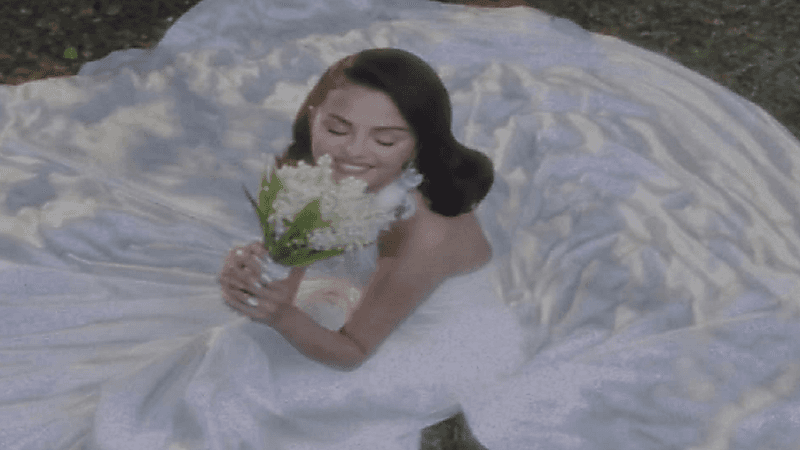 سيلينا غوميز تحتفل بزواجها من منتج موسيقي .. صور