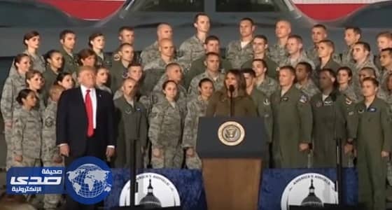 بالفيديو.. لندن تكشف عن أول " ممر مشاة ذكي " في العالم