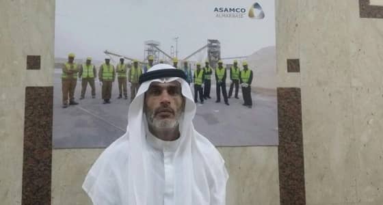 رجل اعمال سعودي يتبرع بسيارة لجمعية البر الخيرية بمركز الكر