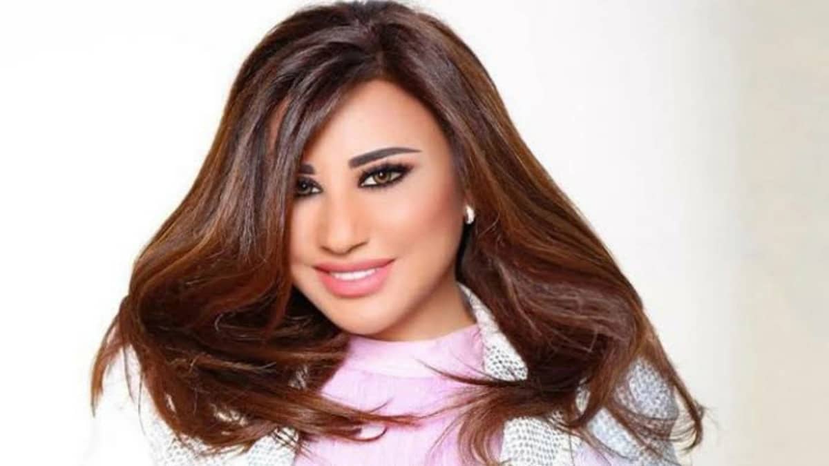 نجوى كرم تُثير الجدل حول زواجها من رجل متزوج 