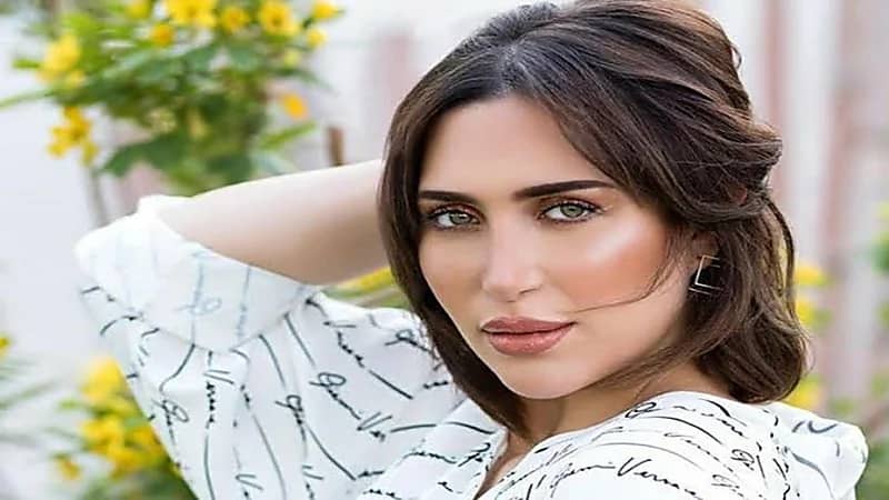 الدكتورة خلود تفاجئ جمهورها:"أنا ناطرة طقم أسنان من الذهب وراح أركبها"