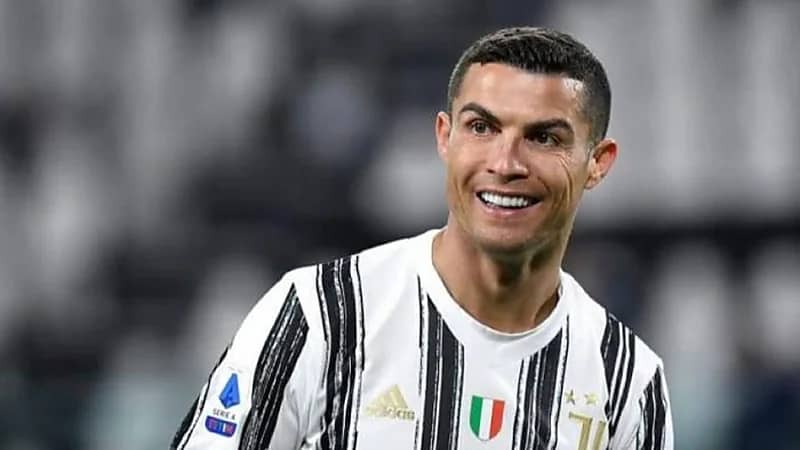 مانشستر سيتي يقترب من ضم رونالدو بعقد رحيله عن يوفنتوس