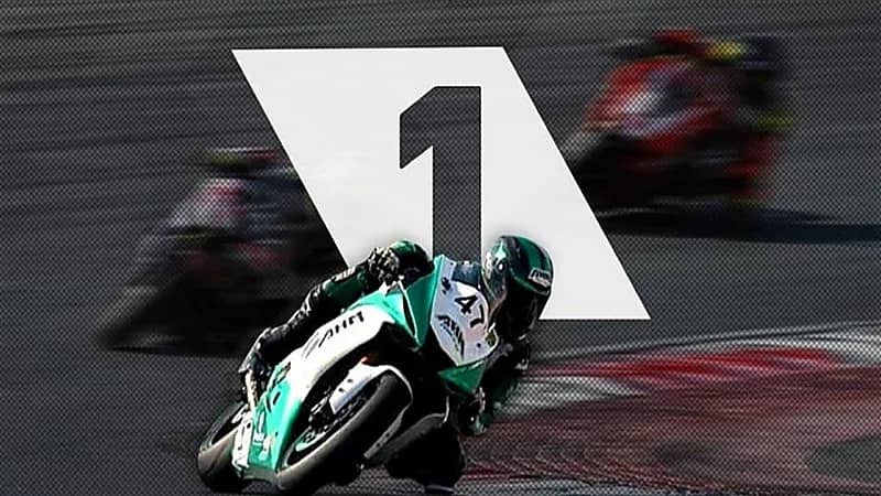  المعيني يفوز بالمركز الأول في سباق الإمارات للدراجات النارية