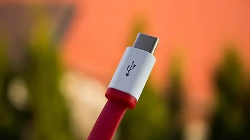 اعتماد شواحن موحدة "USB-C" لجميع الهواتف والأجهزة الإلكترونية
