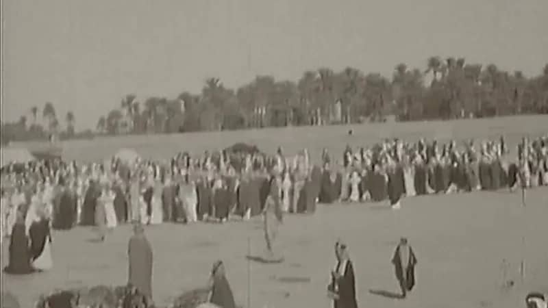 شاهد.. الفرق بين العرضتين السعودية المستخدمة في مناسبة الاستعداد لحملات التوحيد