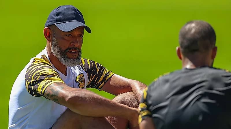 مدرب الاتحاد يجرب خطته أمام العدالة في مباراة أبها