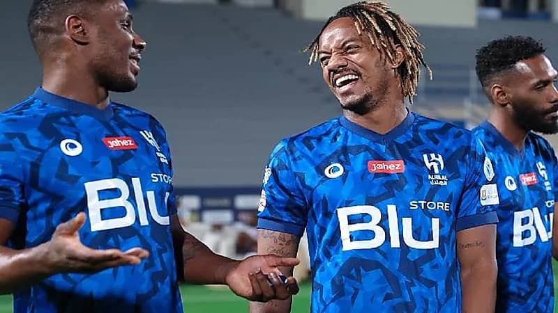 بسبب كاريلو.. الهلال يدخل في أزمة مع الاتحاد البيروفي