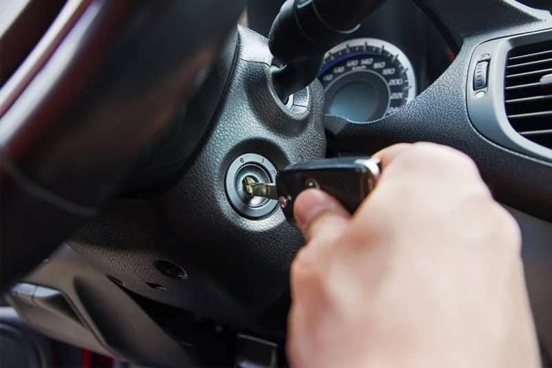 أسباب صعوبة تشغيل محرك السيارة